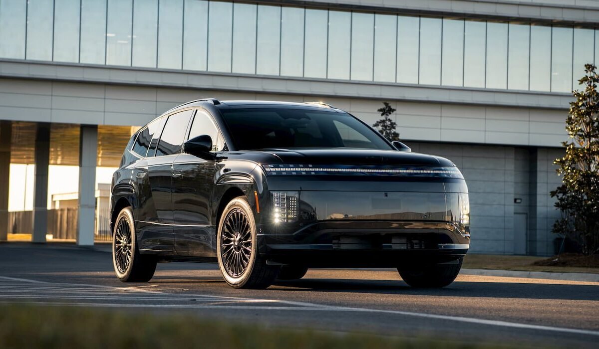 Hyundai’s $359 IONIQ 5 lease looks good, but its bigger sibling may be a better buy
