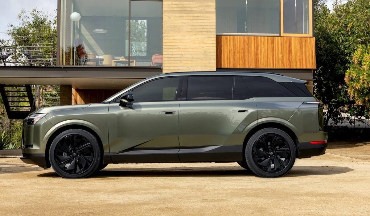 Lexus’ electric 3-row SUV makes its first public appearance