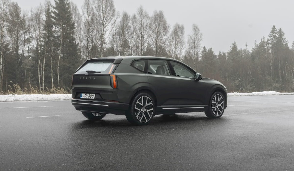 Volvo’s new midsize electric SUV is here, but it may be hard to get your hands on one