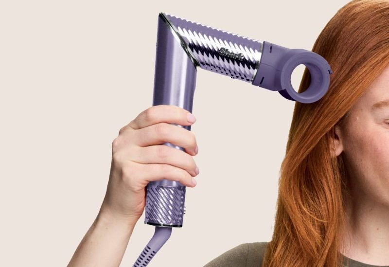 Shark’s new FlexStyle IonCurl could be the exact styler my flyaway hair needs