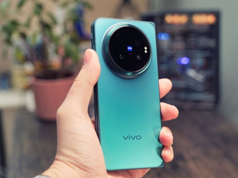 The Vivo X Fold 6 is the iPhone Duo dialed up to 11 — I’m obsessed