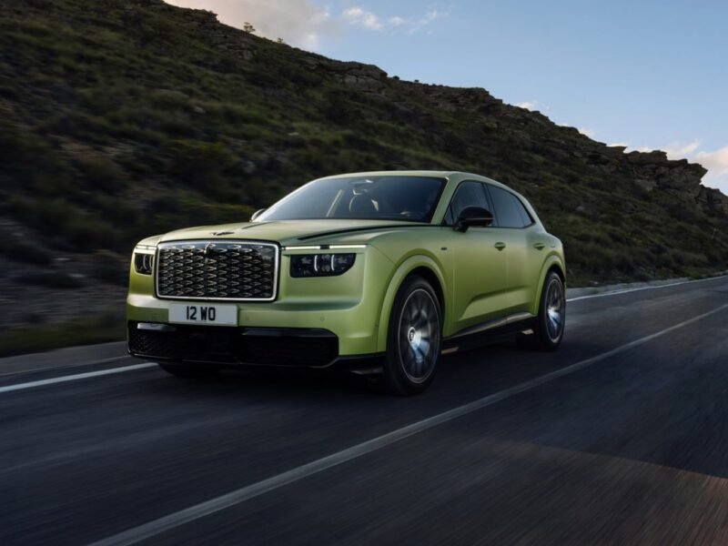 Bentley unveils Torcal, its first EV: 888 PS, 375 miles of range