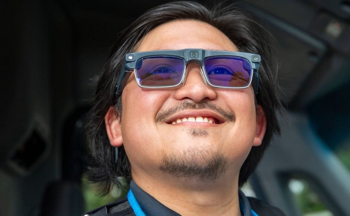 Amazon’s delivery driver smart glasses will reportedly take photos ‘almost constantly’