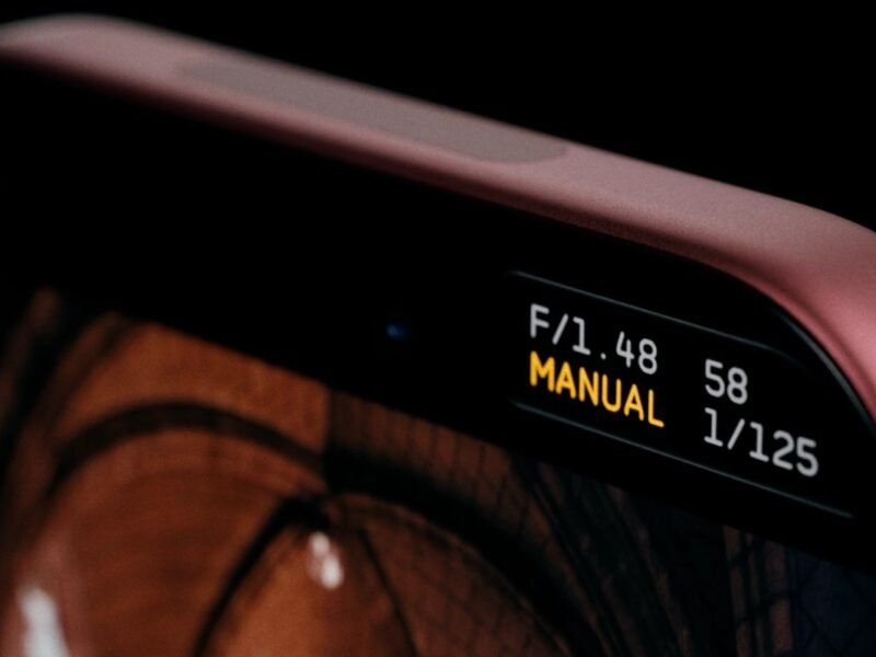 Halide 3.2 pro camera arrives with iPhone 18 Pro aperture feature and two new looks