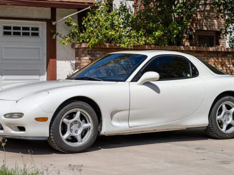 19,000-Mile 1995 Maxda RX-7 Twin Turbo For Sale May Be Peak ’90s Japanese Sports Car