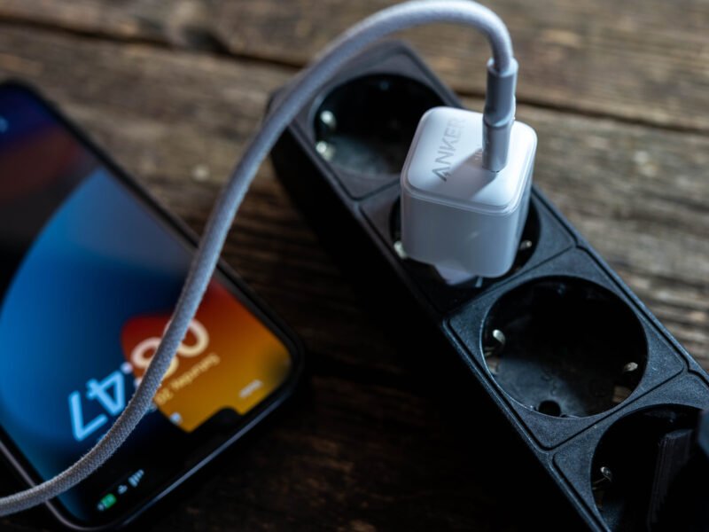 The beneficial purpose of ‘IQ’ on your Anker chargers