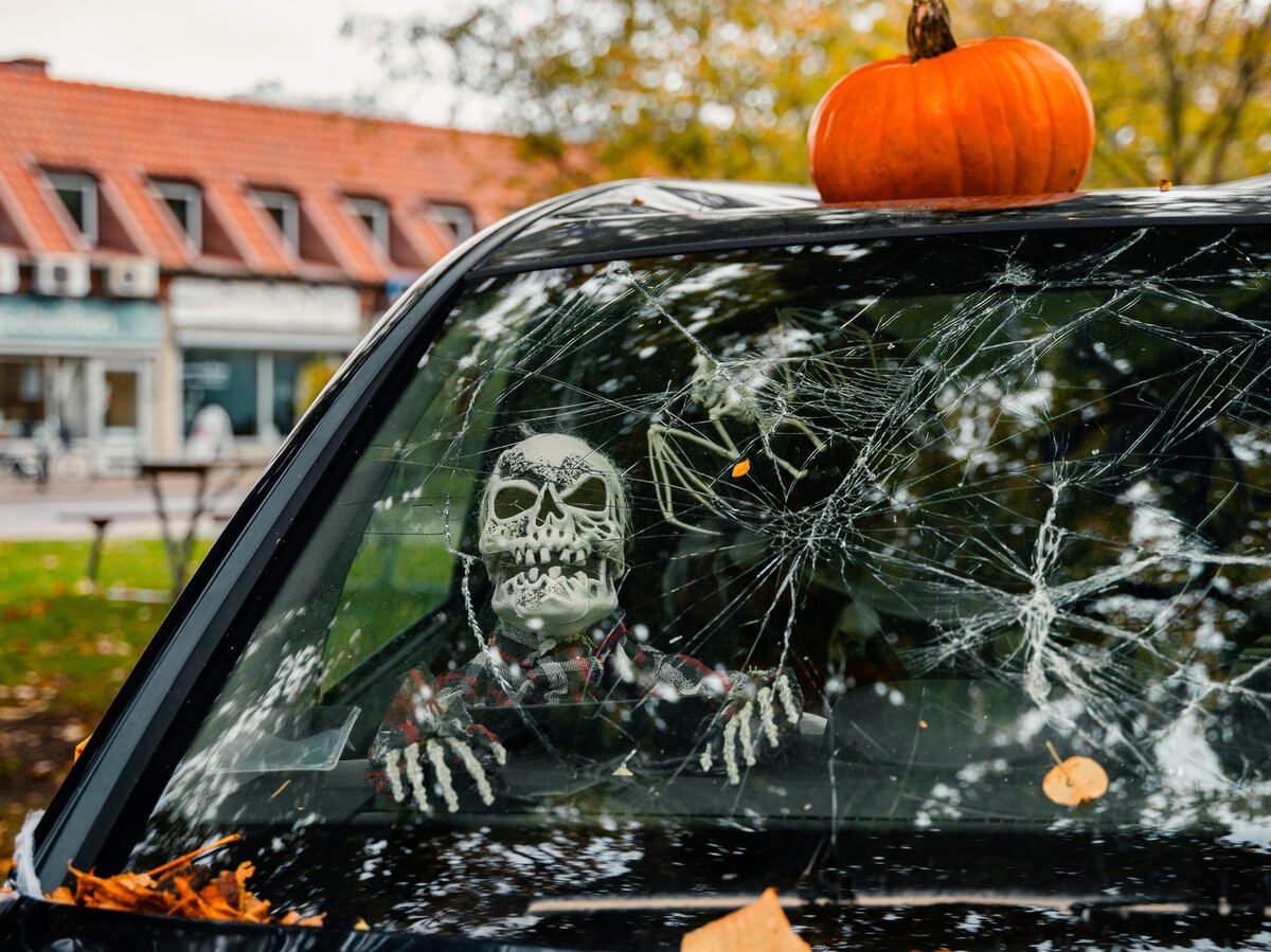 4 Ideas To Deck Out Your Car For The Next Halloween Trunk-Or-Treat